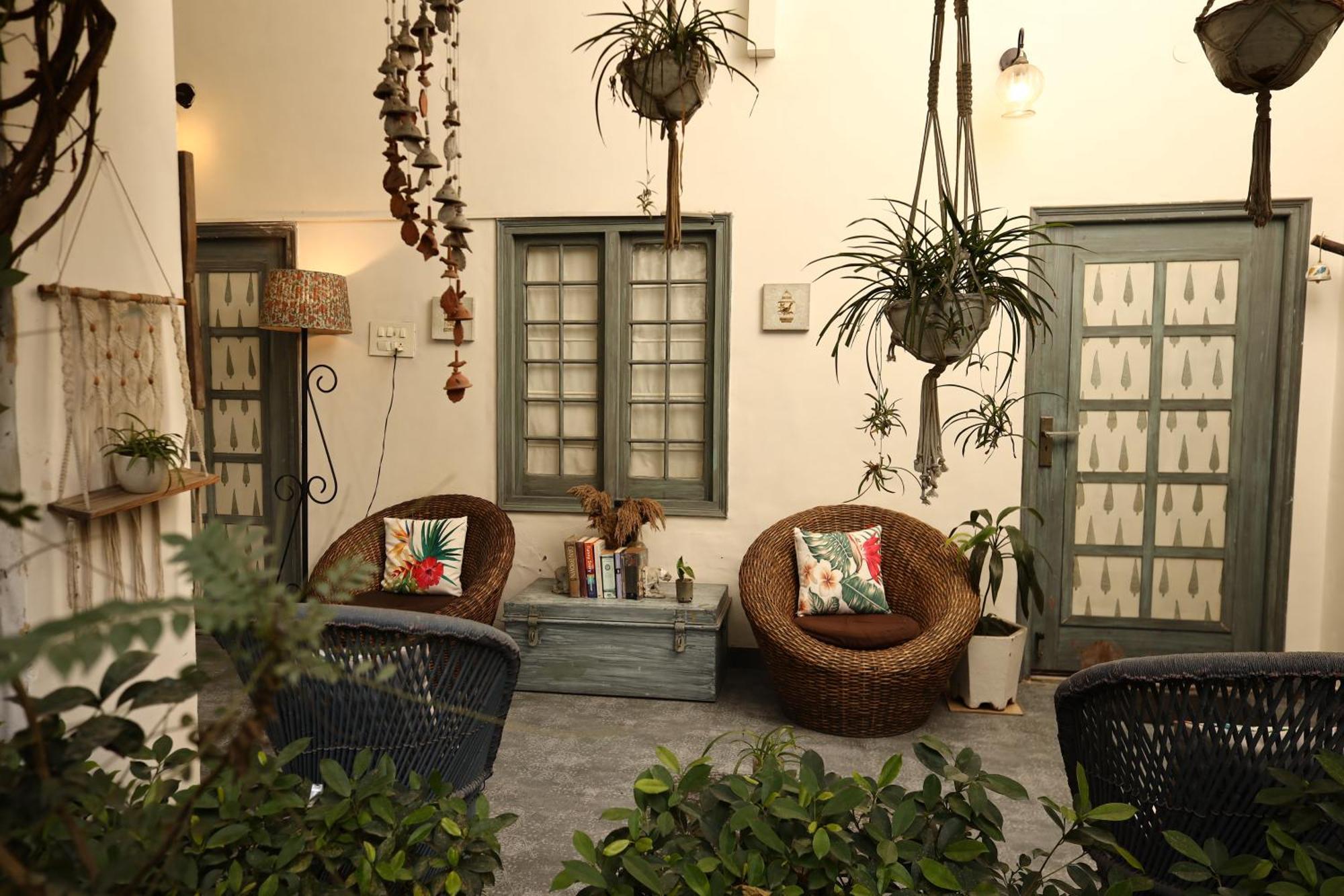 The Bougainvillea Bed & Breakfast アムリトサル エクステリア 写真